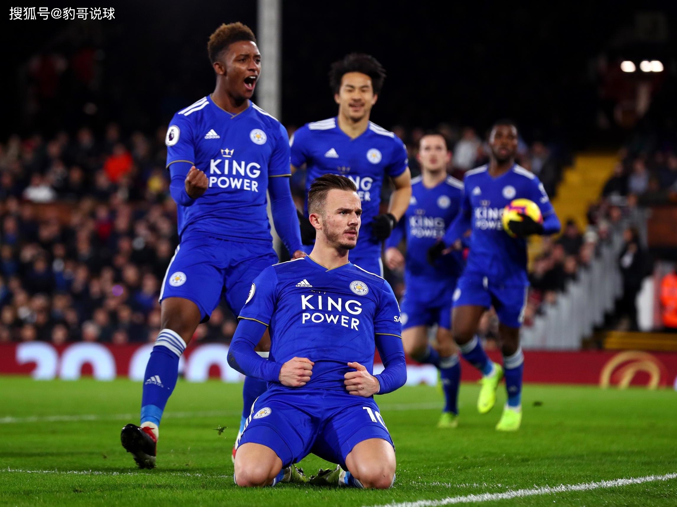 在与巴塞罗 在与巴塞罗