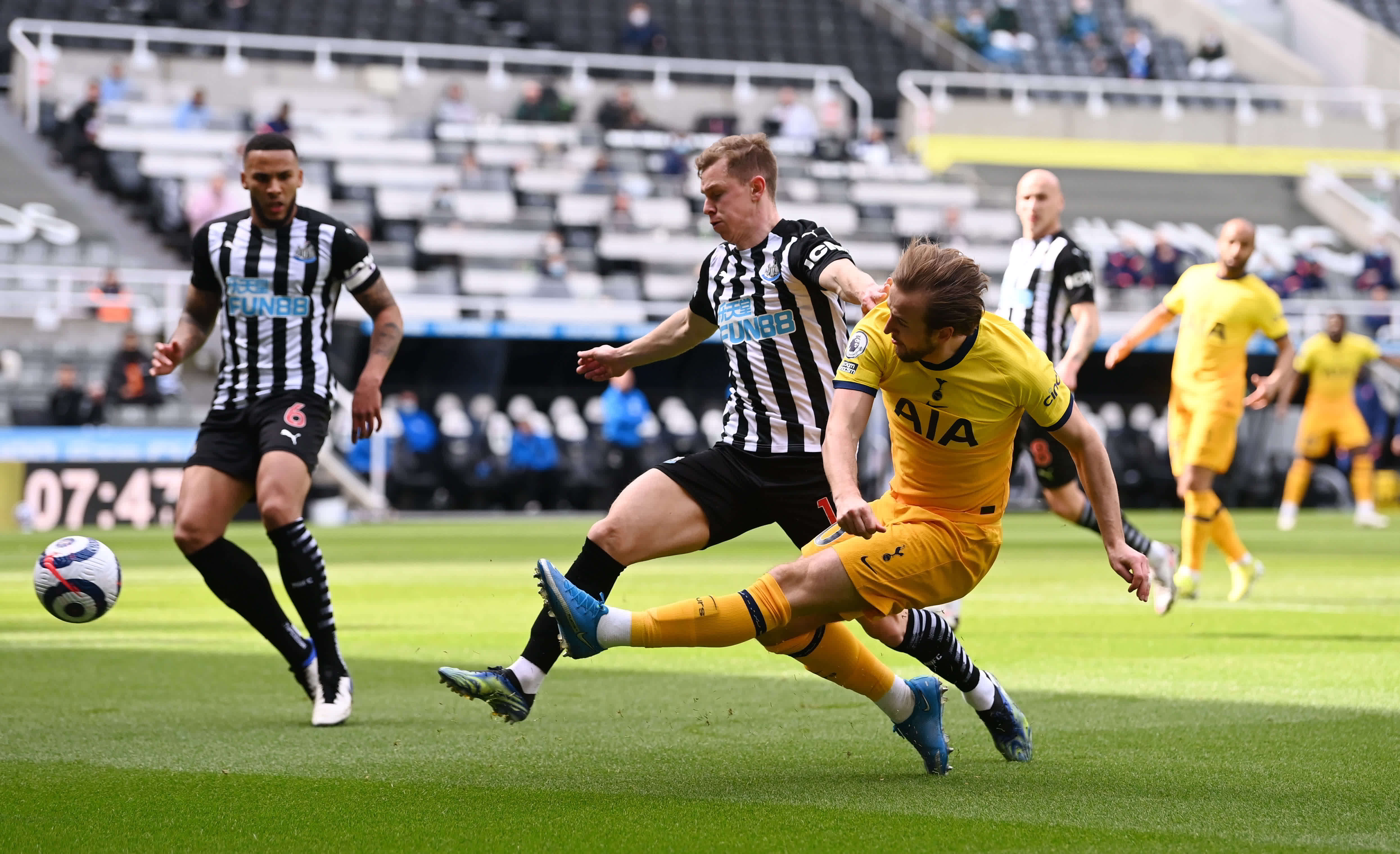 篮网核心托马斯接受合格报价,库明加跟进?情势恐对他不利